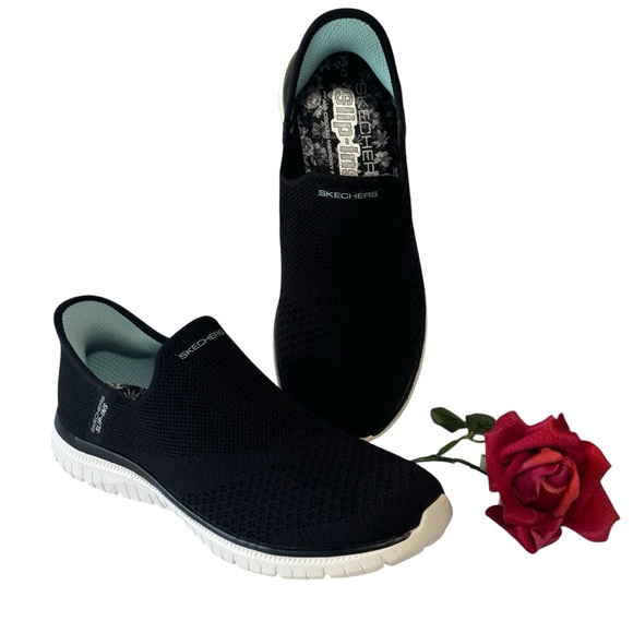 Skechers air cooled memory foam hands-free virtue slip ins black 7 LIKE NEW - Picture 1 of 10